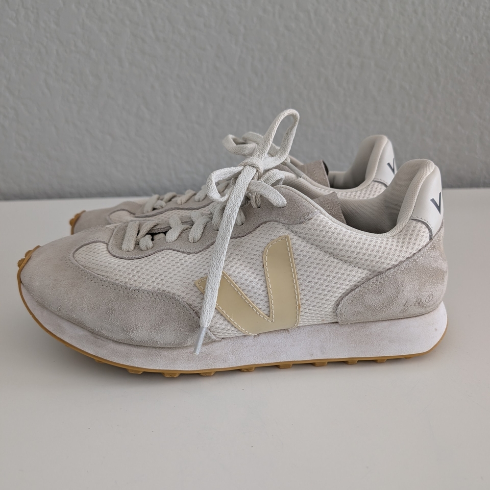 Veja Rio Bianco Sneakers - Size 10